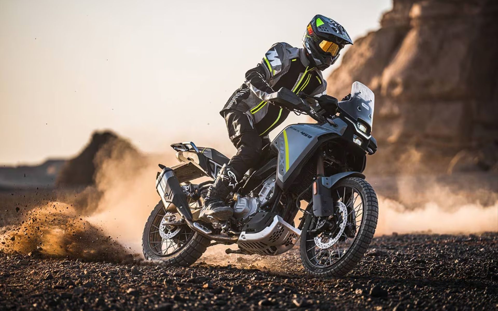 CFMOTO_Powersports_motorcycle_dirt_ride_mountains_ibex_450